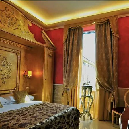 Romamor ホテル 3*